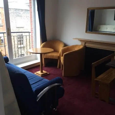 Market Apartment *
